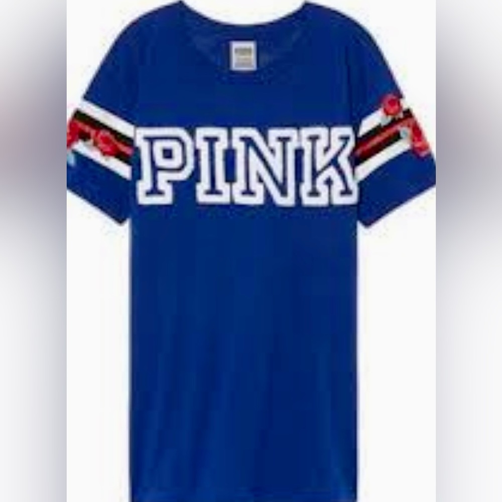 VS PINK T-shirt